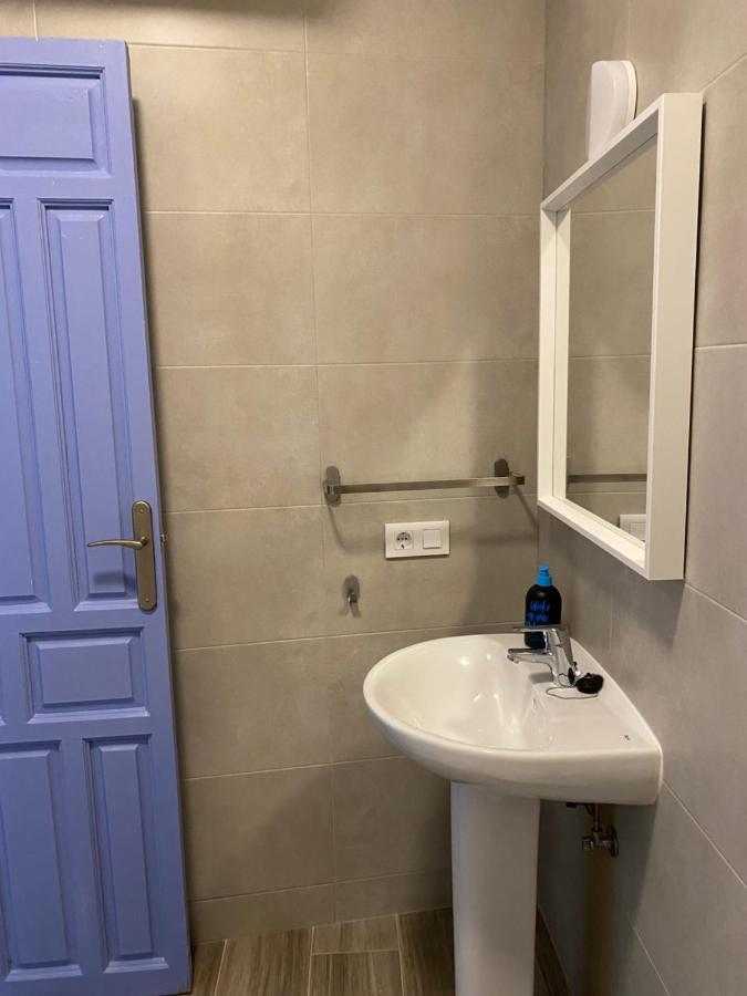 Apartamento Imperial Sevilla City Center Екстериор снимка