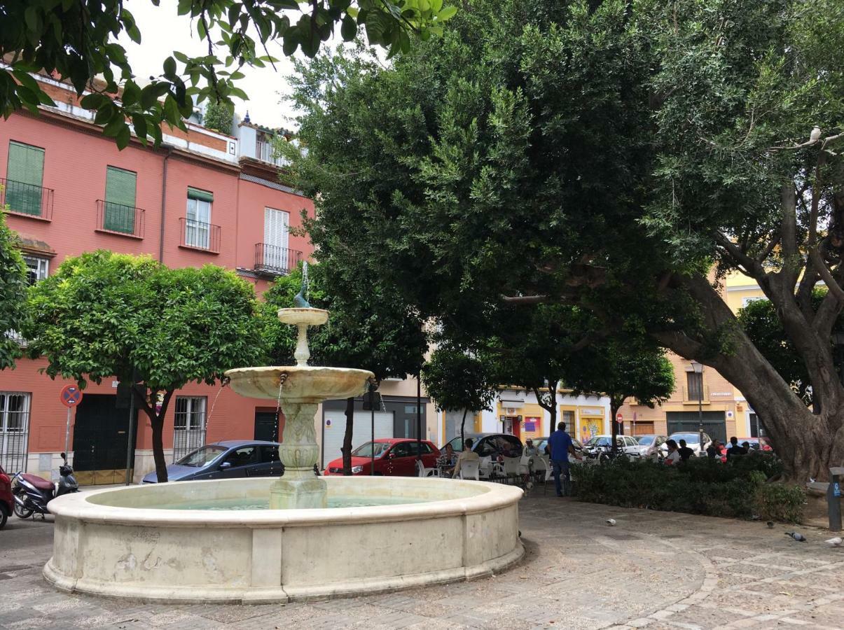 Apartamento Imperial Sevilla City Center Екстериор снимка